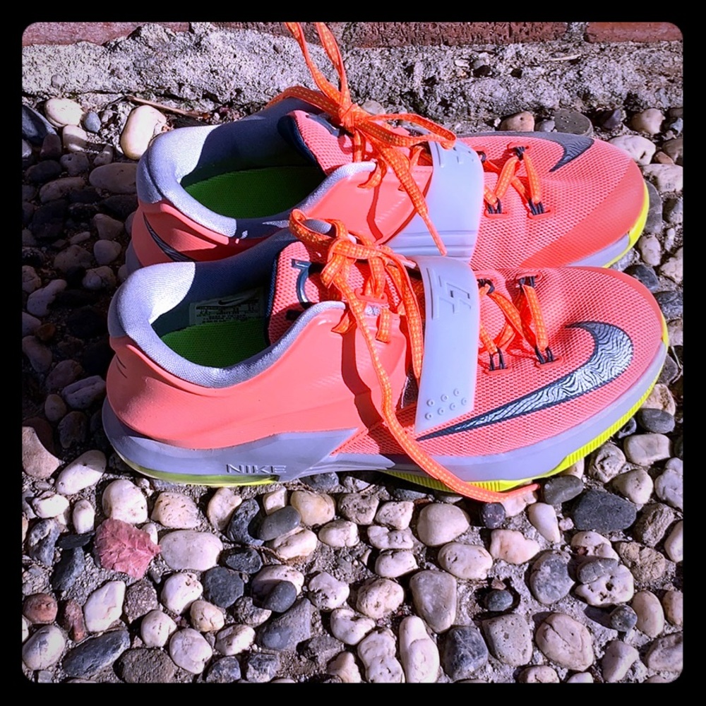 Nike KDs